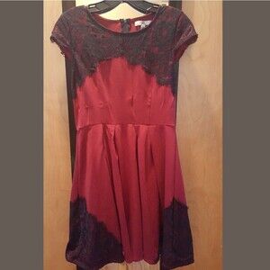 Mod Cloth Red lace trim dress Size L